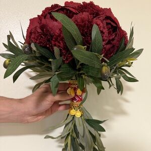 Elegant Palestinian Red Floral Bouquet with Green Accents